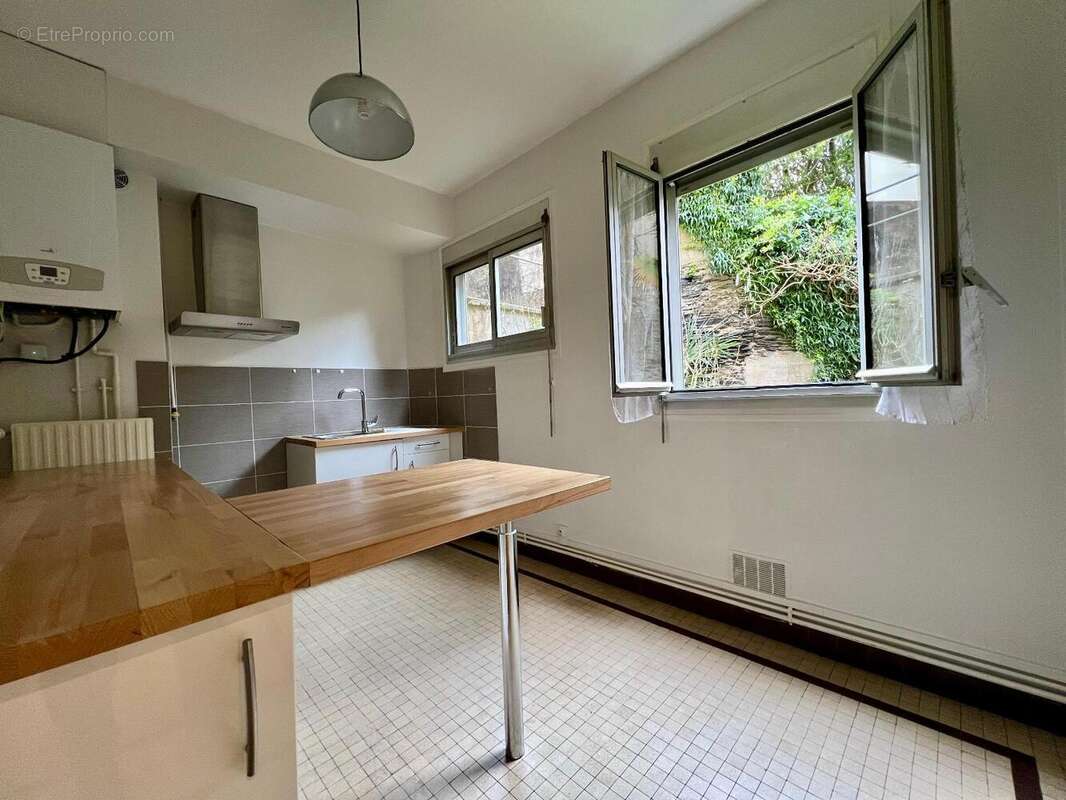   - Appartement à ANGERS