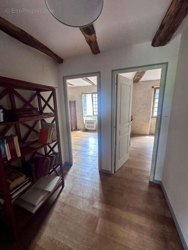 Maison à ESTAING