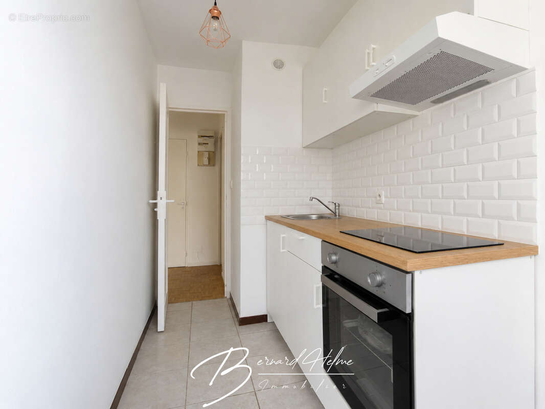 Appartement à MARSEILLE-1E