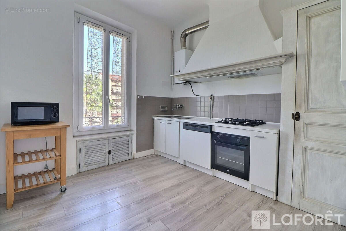 Centre ville hyeres maison avec  jardin - photo 6