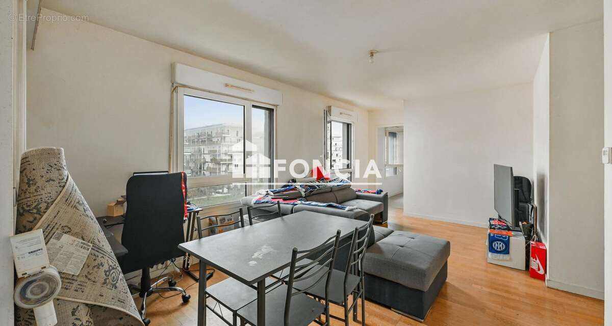 Appartement à VELIZY-VILLACOUBLAY