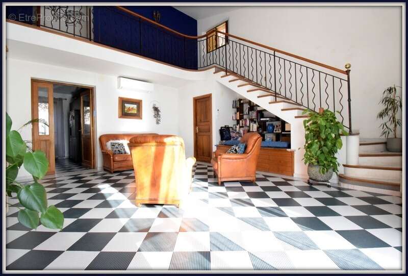 Maison à LA COLLE-SUR-LOUP