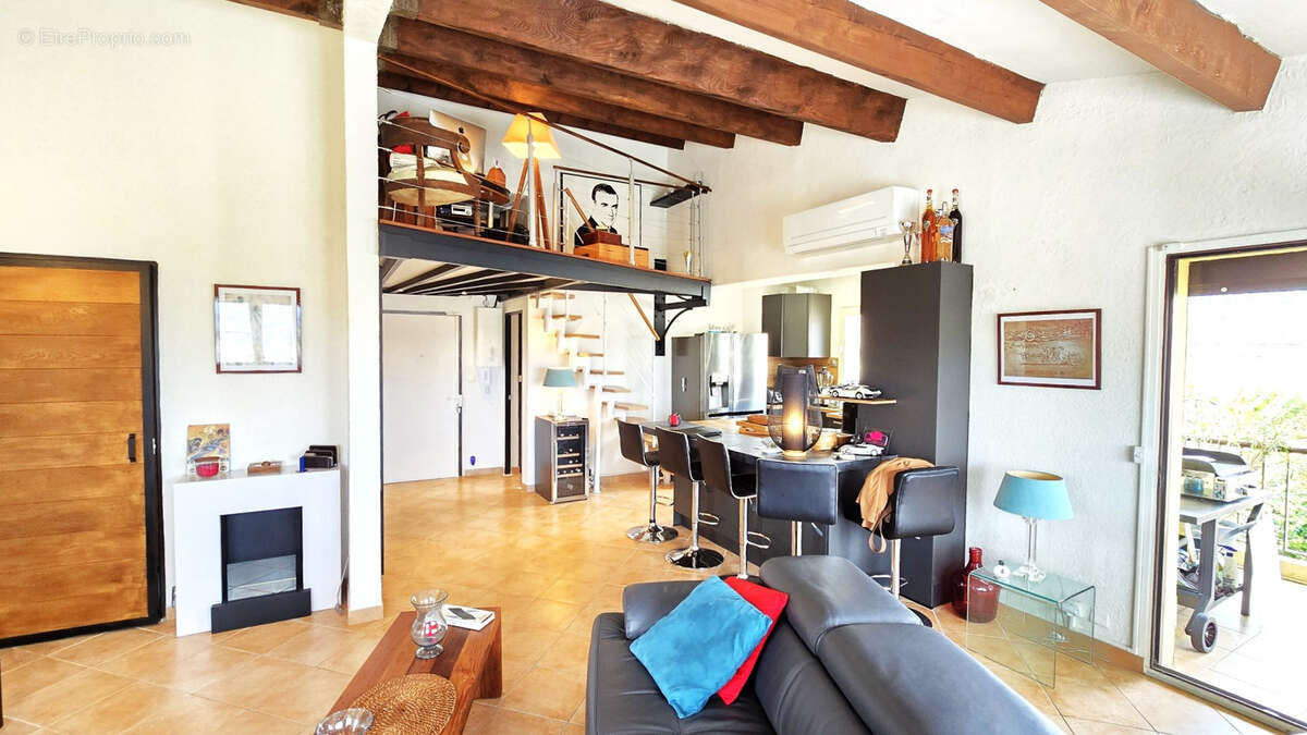 T3 d'exception avec 2 terrasses, vue panoramique - photo 6