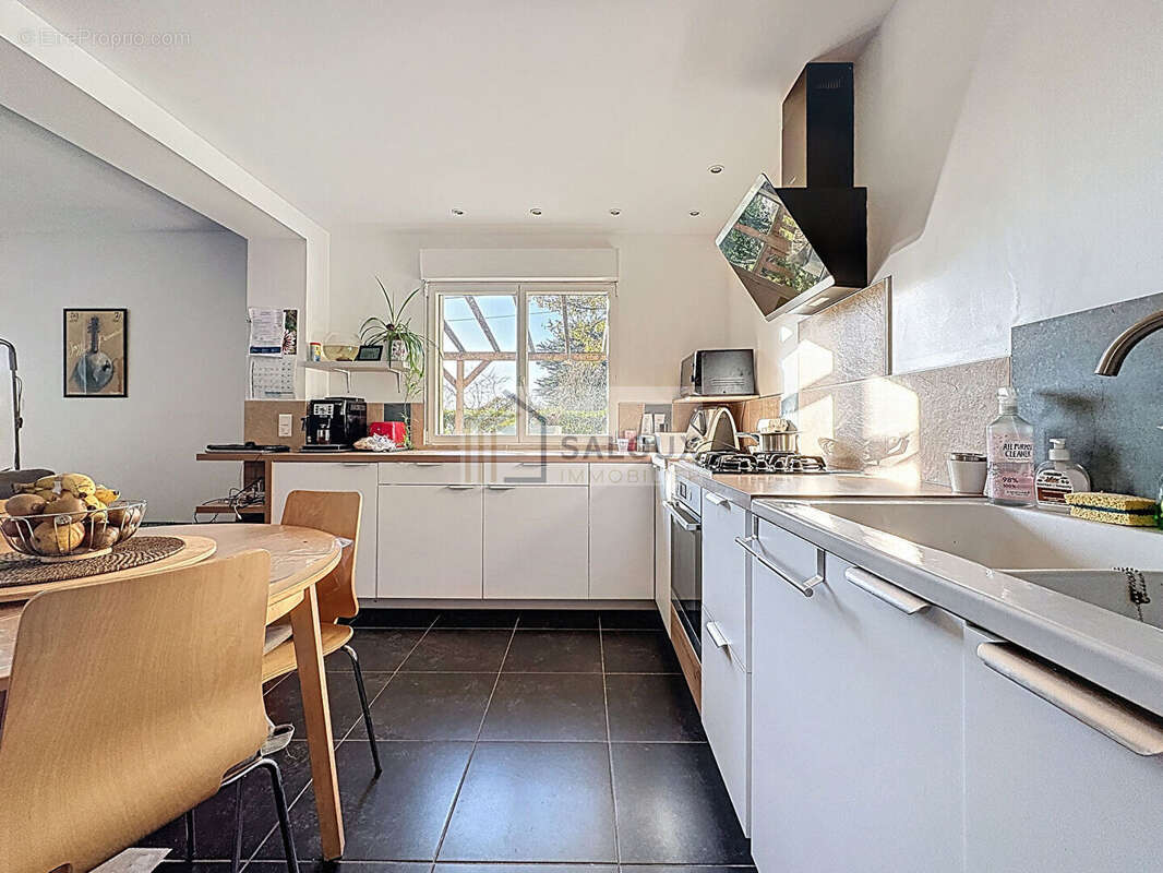 Maison à NOYAL-MUZILLAC