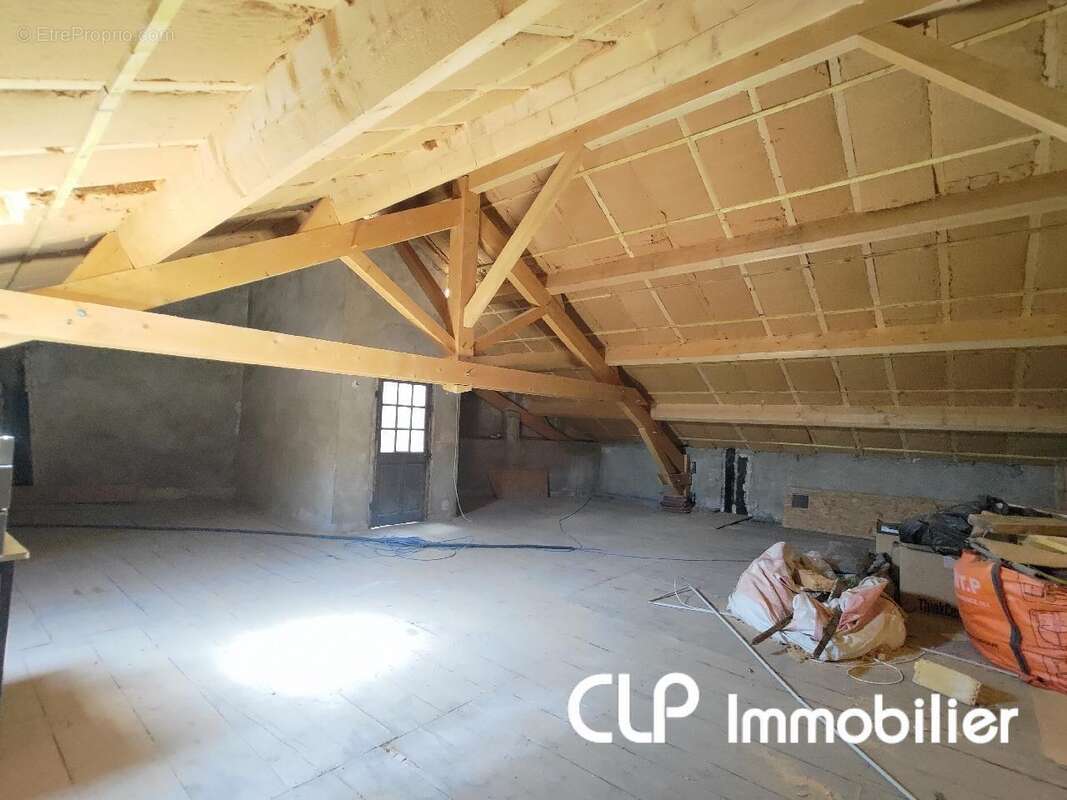 Appartement 94 m² à Montelimar  - photo 2