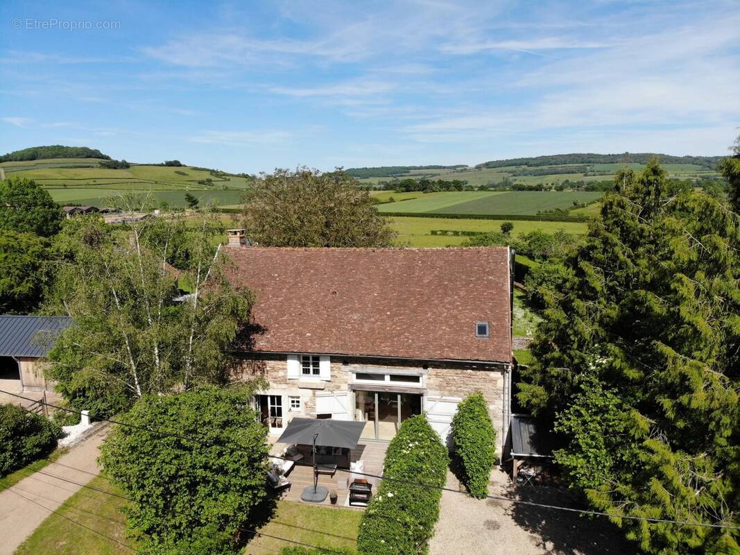 Maison à LA MOTTE-TERNANT