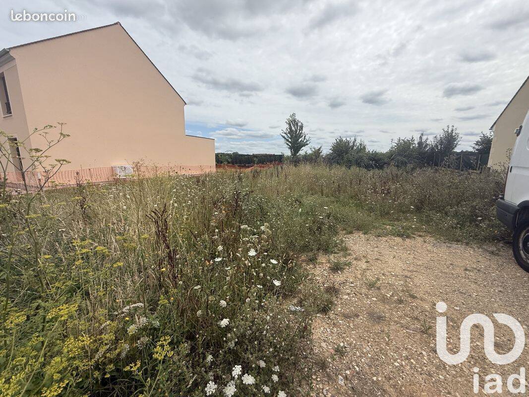Terrain à MAINCY