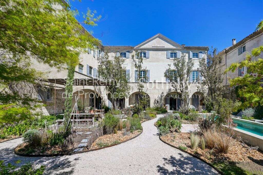 Maison à SAINT-REMY-DE-PROVENCE