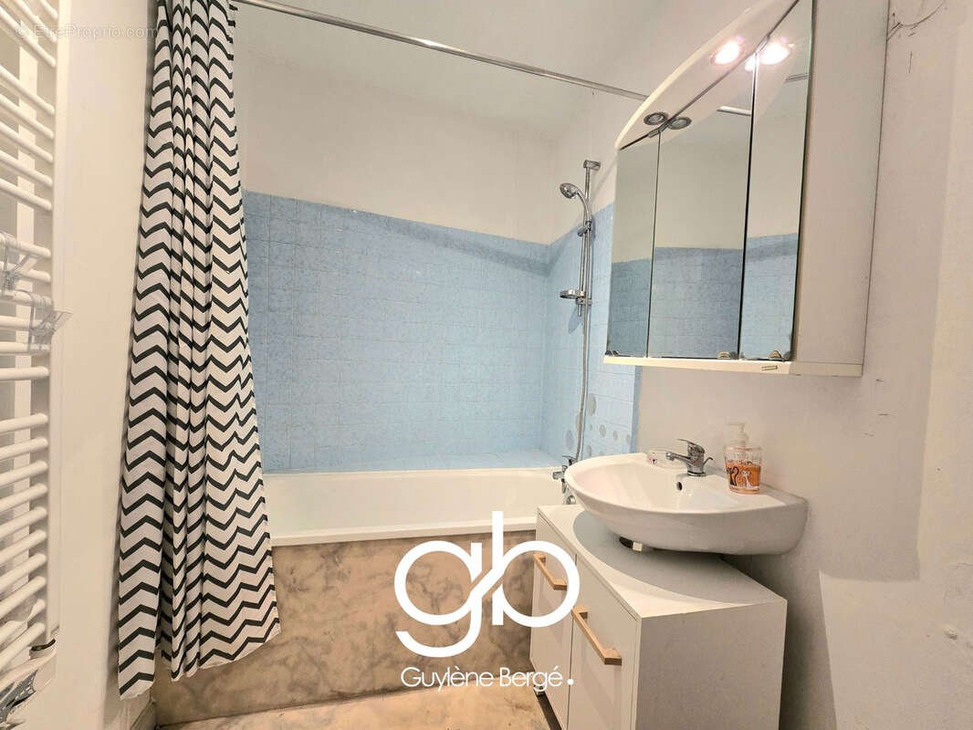 Appartement à LUNEL