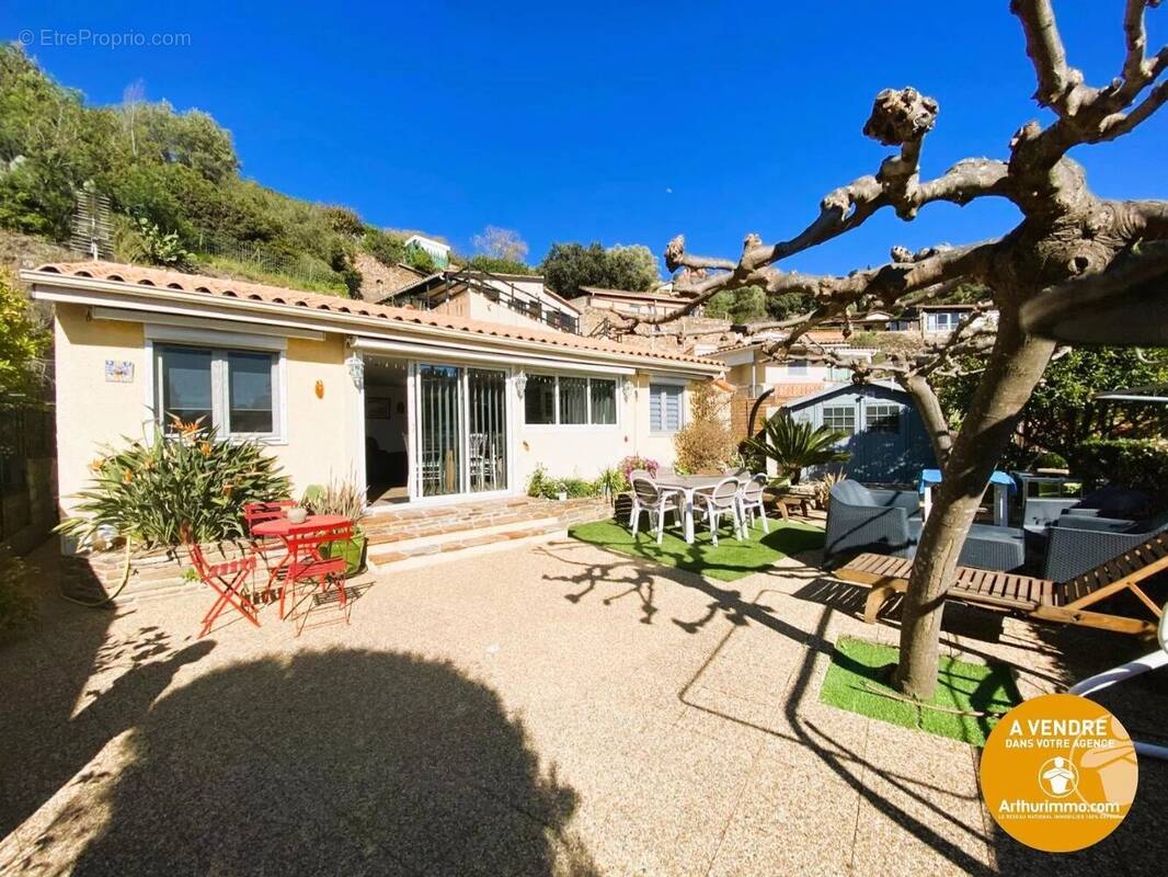 Maison à BORMES-LES-MIMOSAS