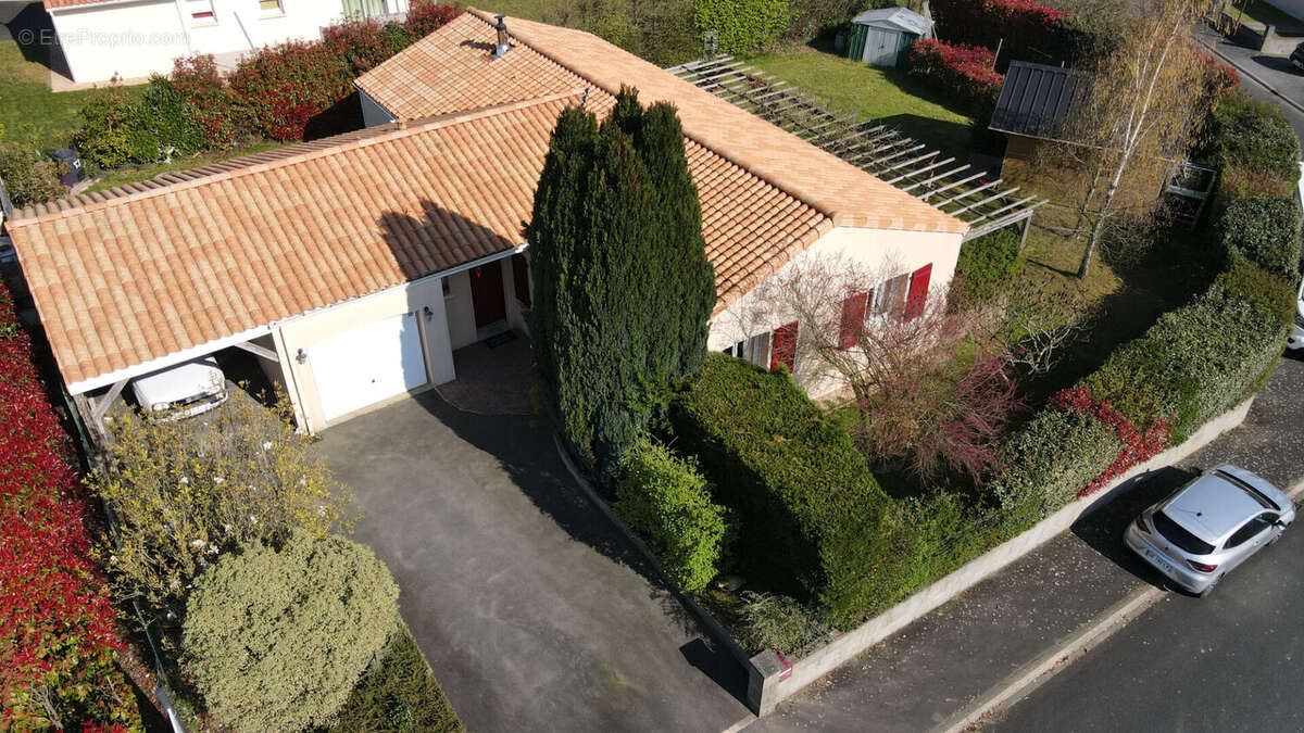 Maison à BEAUPREAU