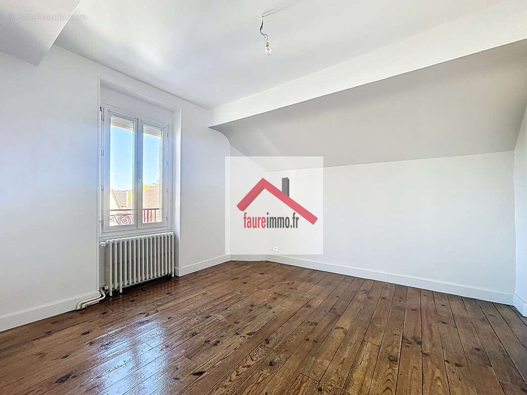 Maison à BRIVE-LA-GAILLARDE