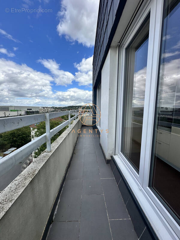 Appartement à SAINT-MAUR-DES-FOSSES
