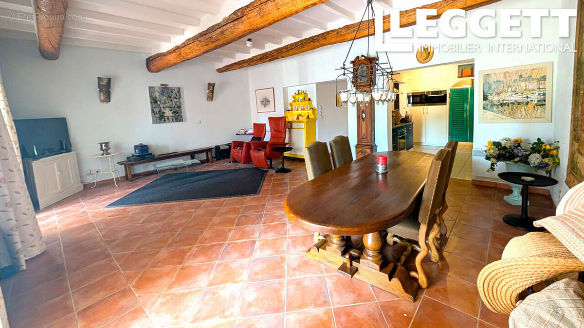 Appartement à HOMPS