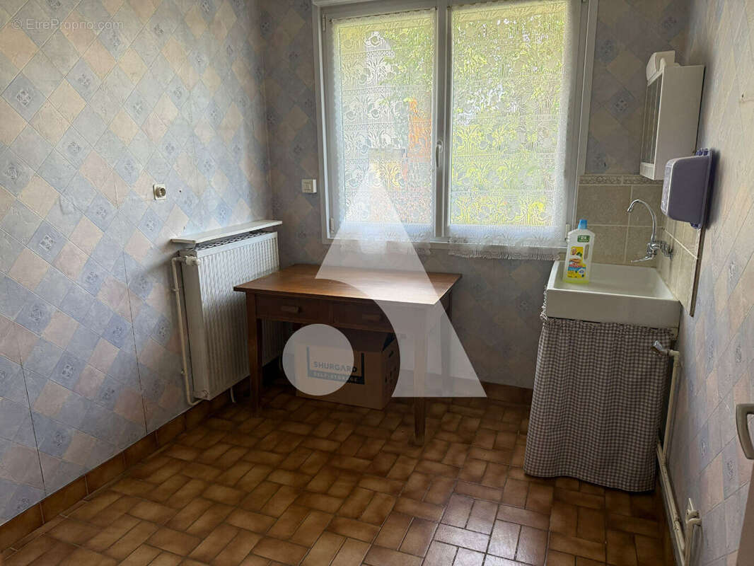 Maison à LES HAUTS-DE-CHEE