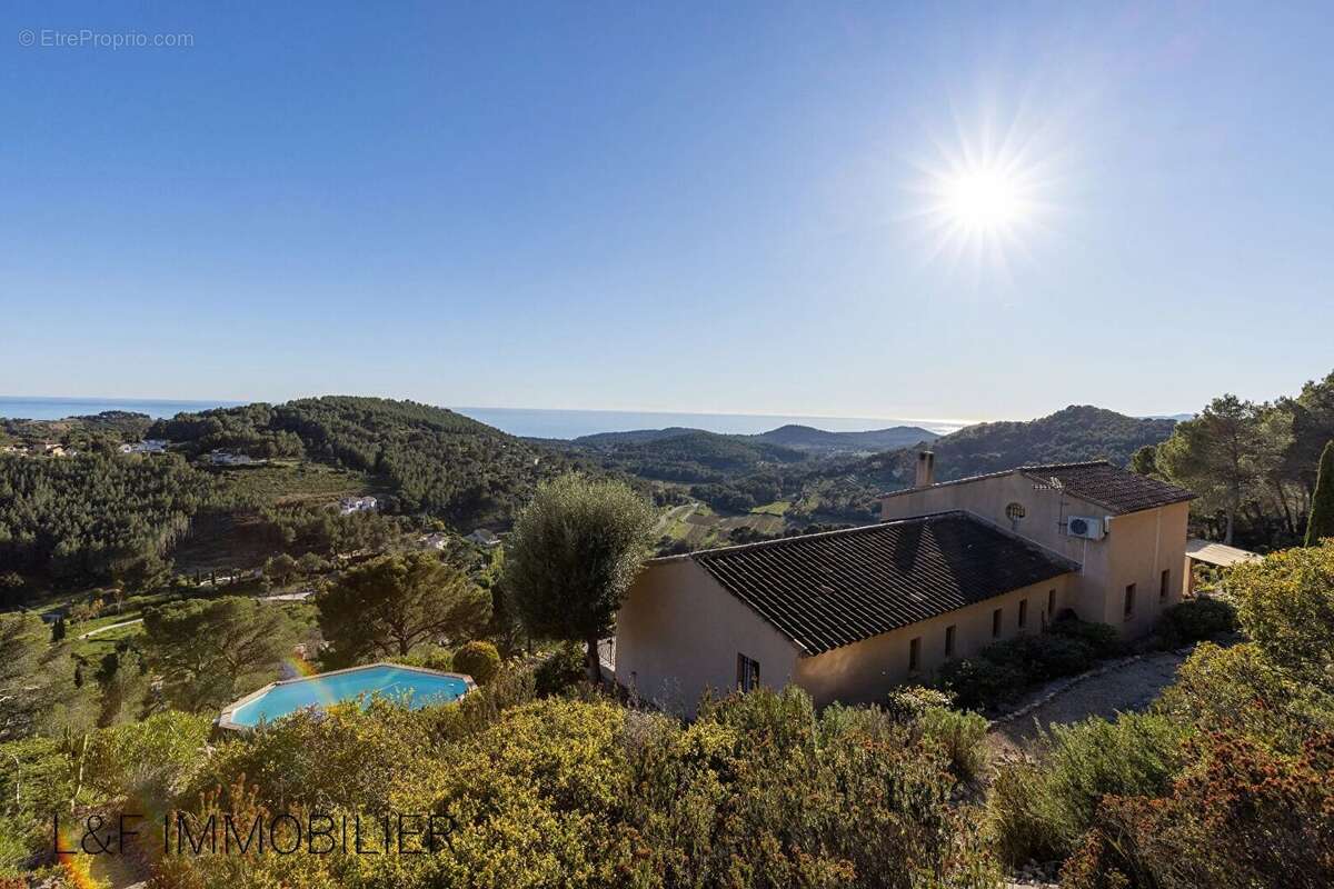 Maison à LA CADIERE-D'AZUR