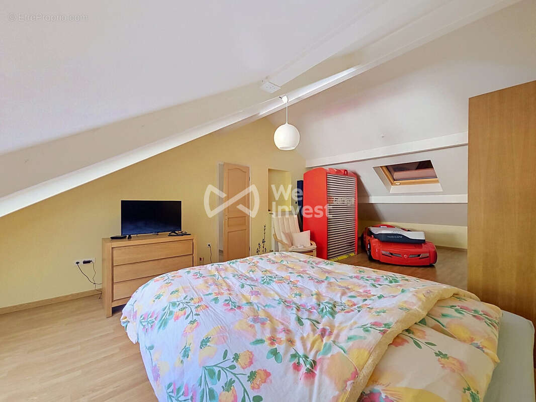 Maison 160 m² à Moyeuvre-Grande  - photo 4