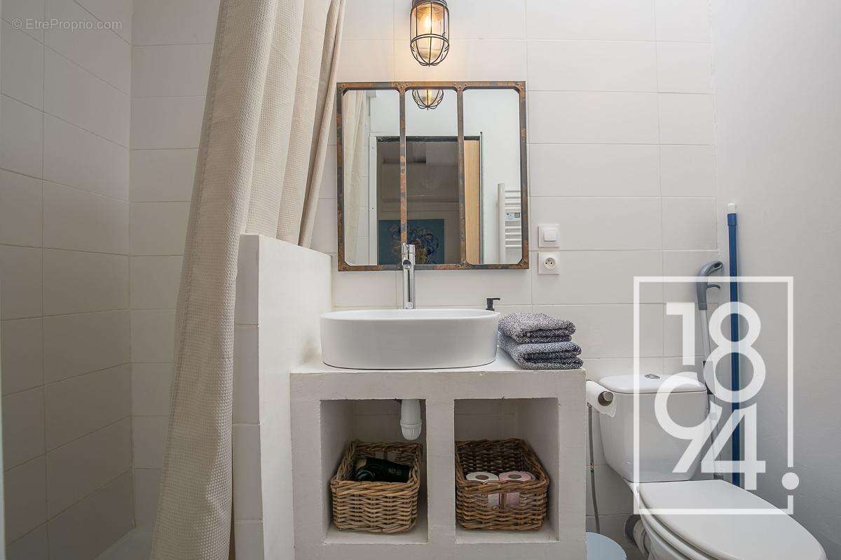 Appartement à MARSEILLE-7E