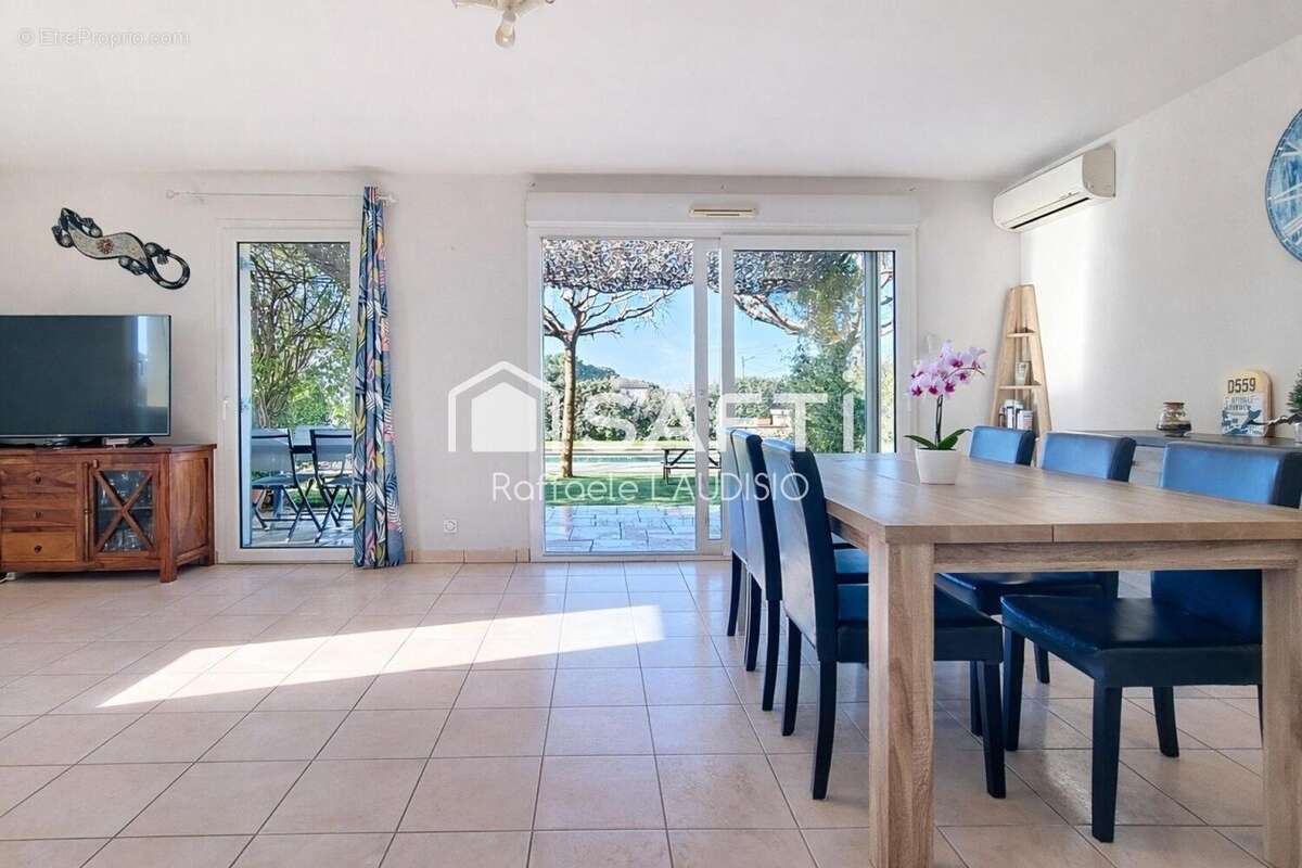 Photo 6 - Maison à FREJUS