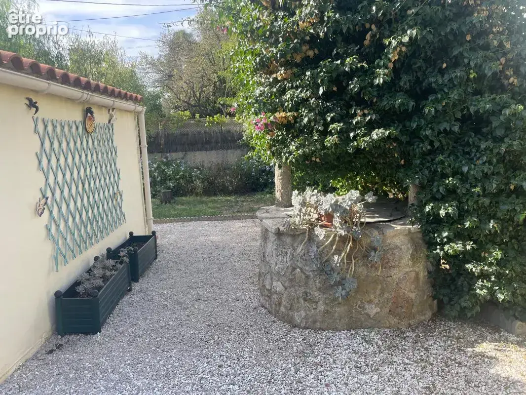 Les sablettes villa t4 de plain pied avec garage puits atelier et dependances sur parcelle de 616m² - photo 7