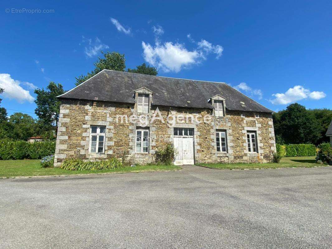 Maison à ISIGNY-LE-BUAT
