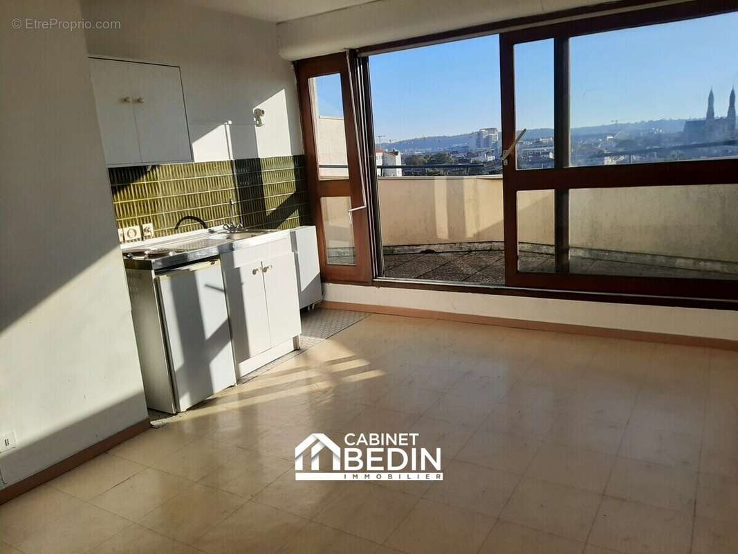 Appartement à BORDEAUX