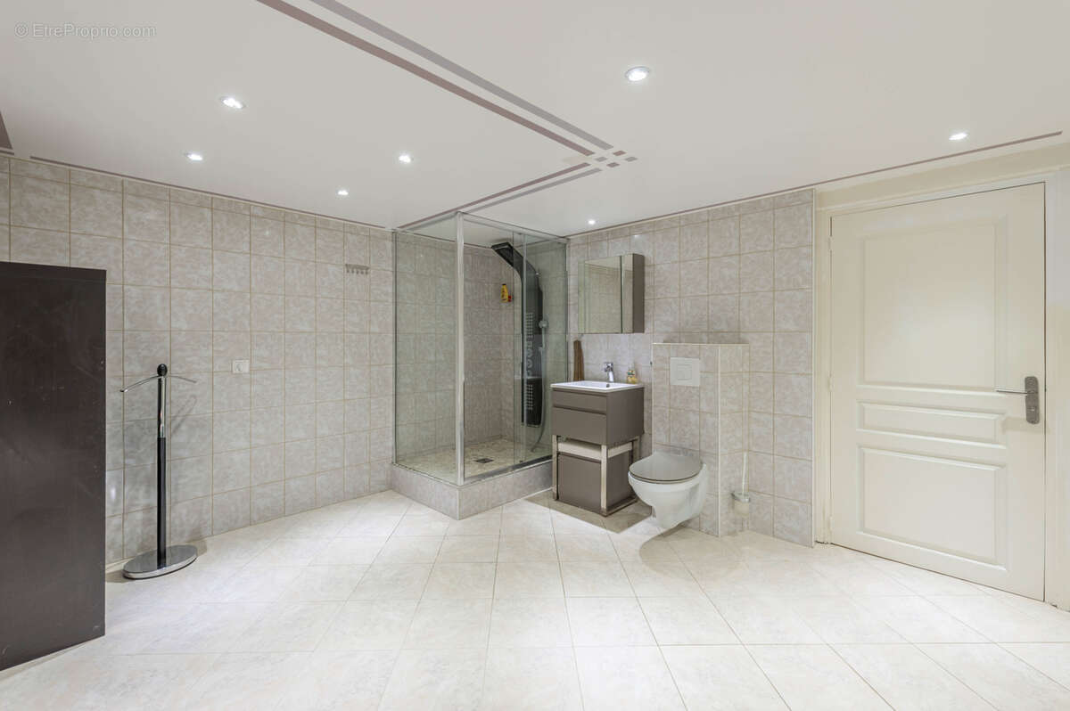 Maison à SAINT-CERGUES