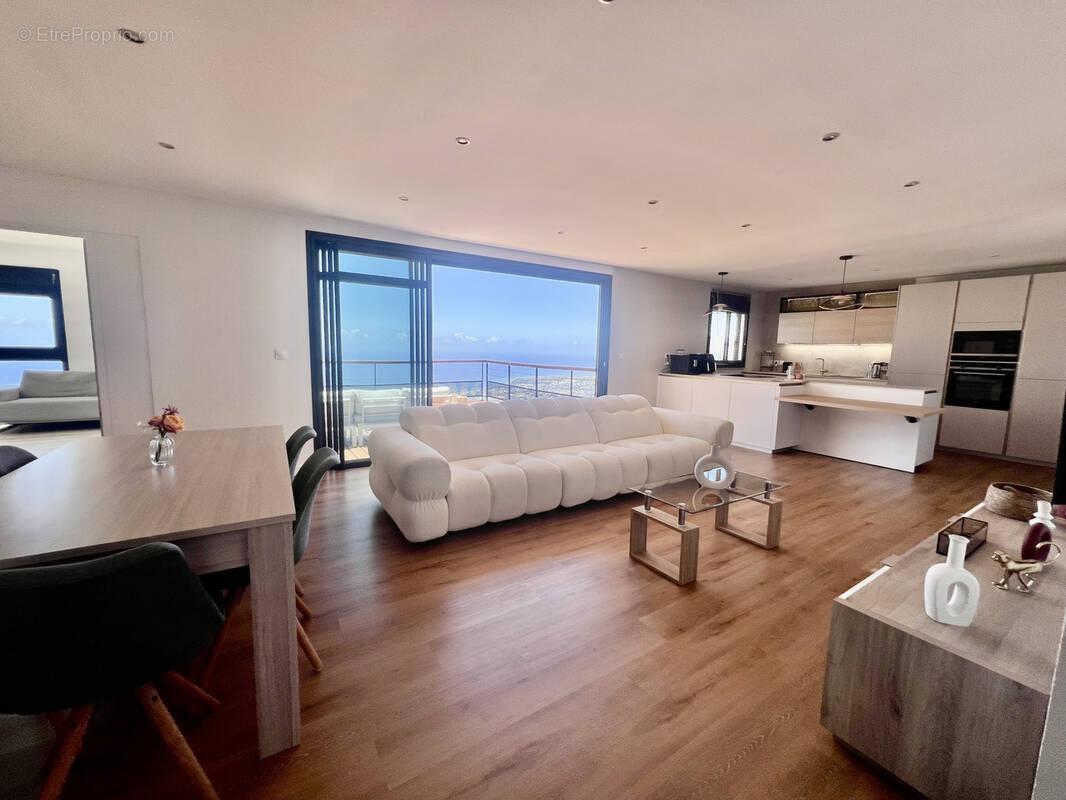 Maison à SAINT-DENIS