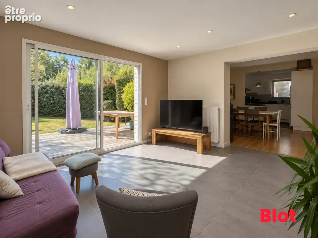 Maison 5 pièces 111 m² à vendre à Pont-Pean (35131) - photo 2