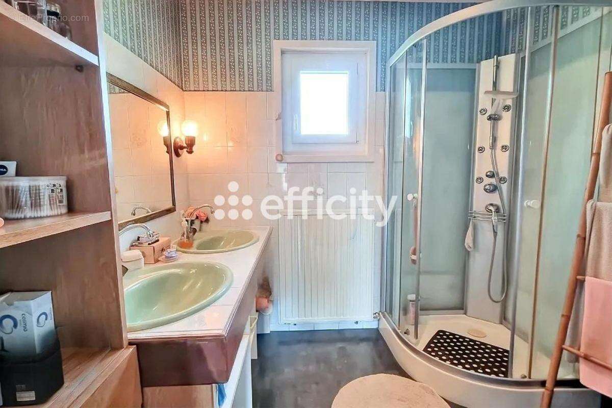 Maison à DONZY-LE-PERTUIS