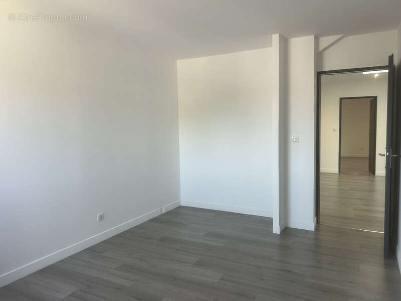 SURAT Maison de 166 m2 avec cour - photo 14