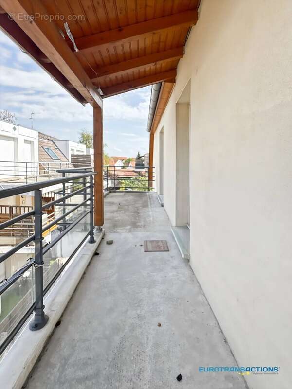 OBERHOFFEN-SUR-MODER, Appartement F4 de 80m² avec 2 terrasse et double garage - photo 3