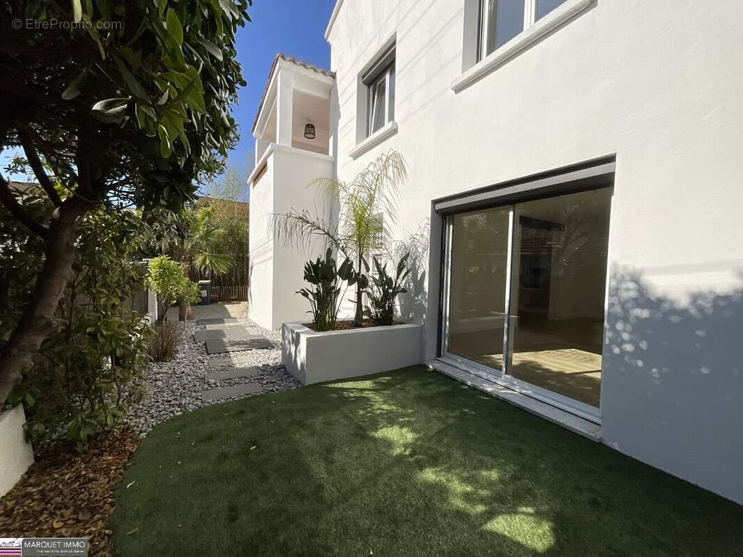 Maison à BEZIERS