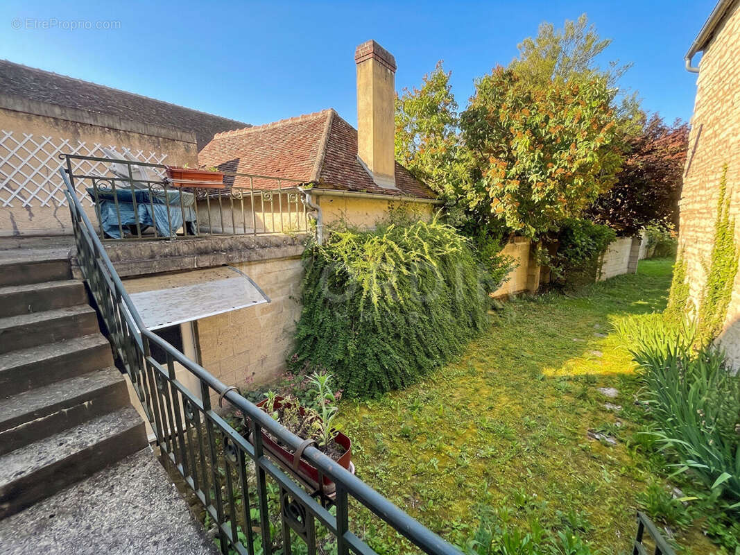 Maison à CHABLIS