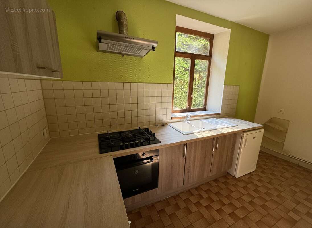 Maison à COUSOLRE