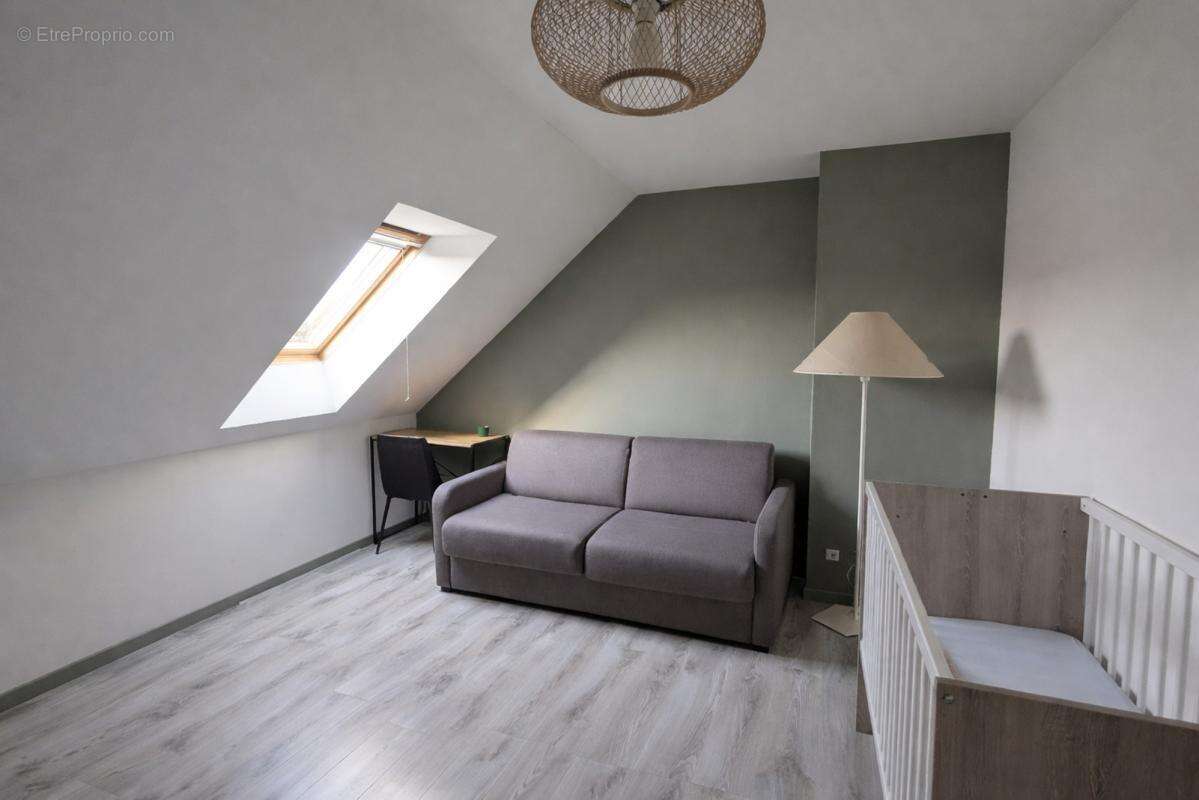 Maison à MAROLLES-EN-HUREPOIX