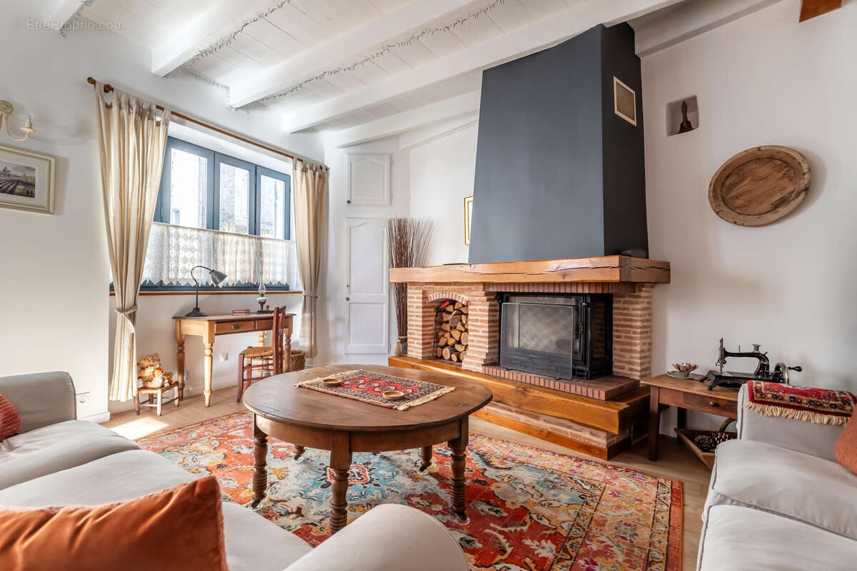Maison à ROQUECOR