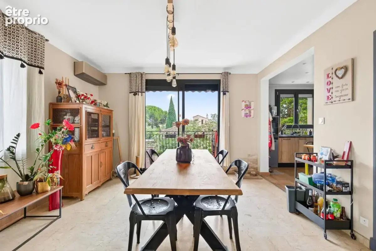 Maison de 6 pièces de 153 m² à Carpentras - photo 4