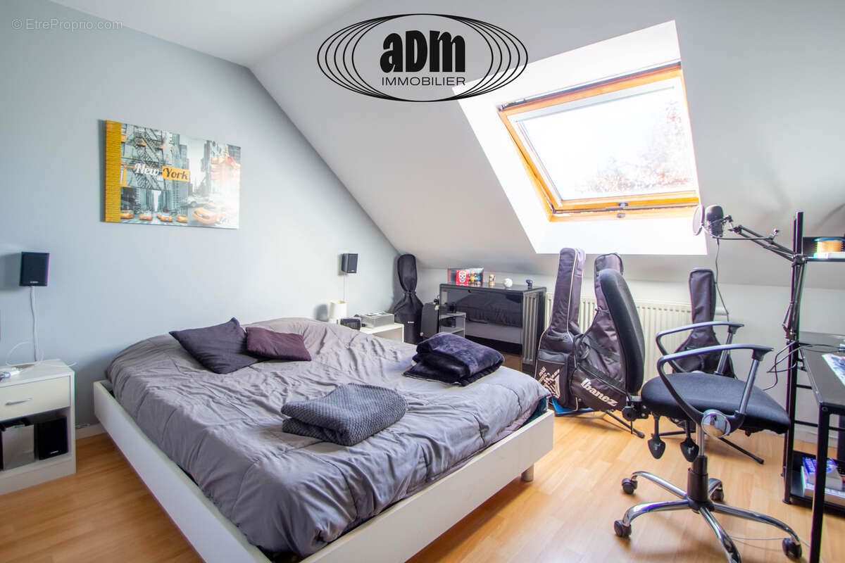 Maison à MAGNY-LE-HONGRE