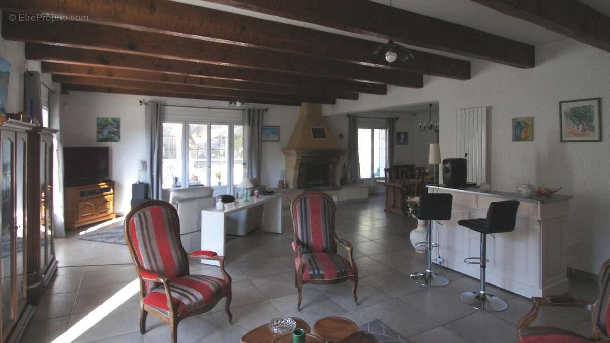 Photo 6 - Maison à SIGNES