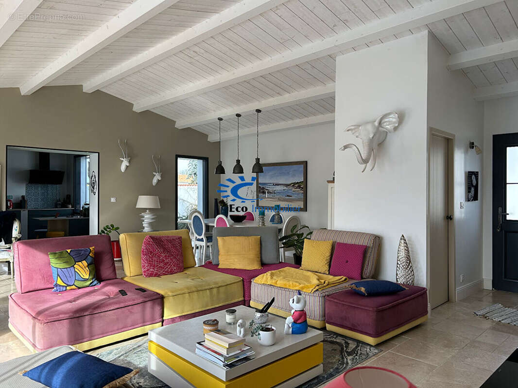 Clavette maison plain pied 141 m² piscine et garage - photo 4