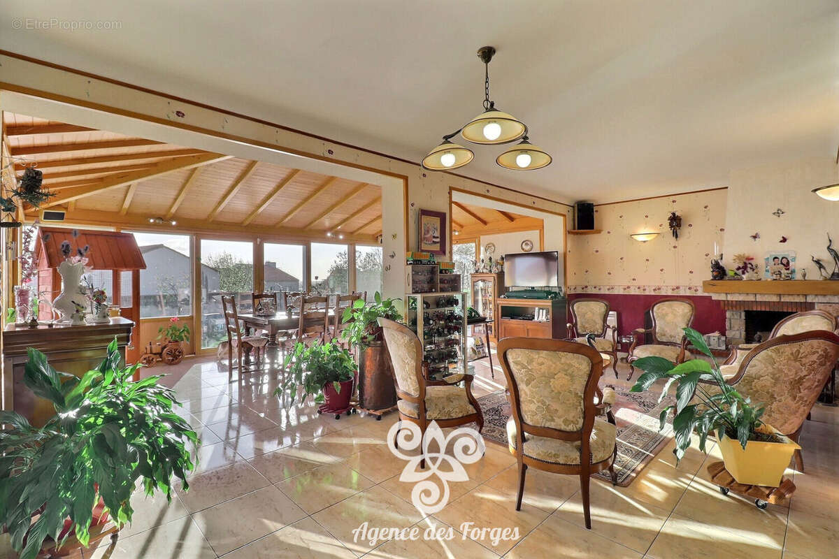 Maison à LE LANDREAU