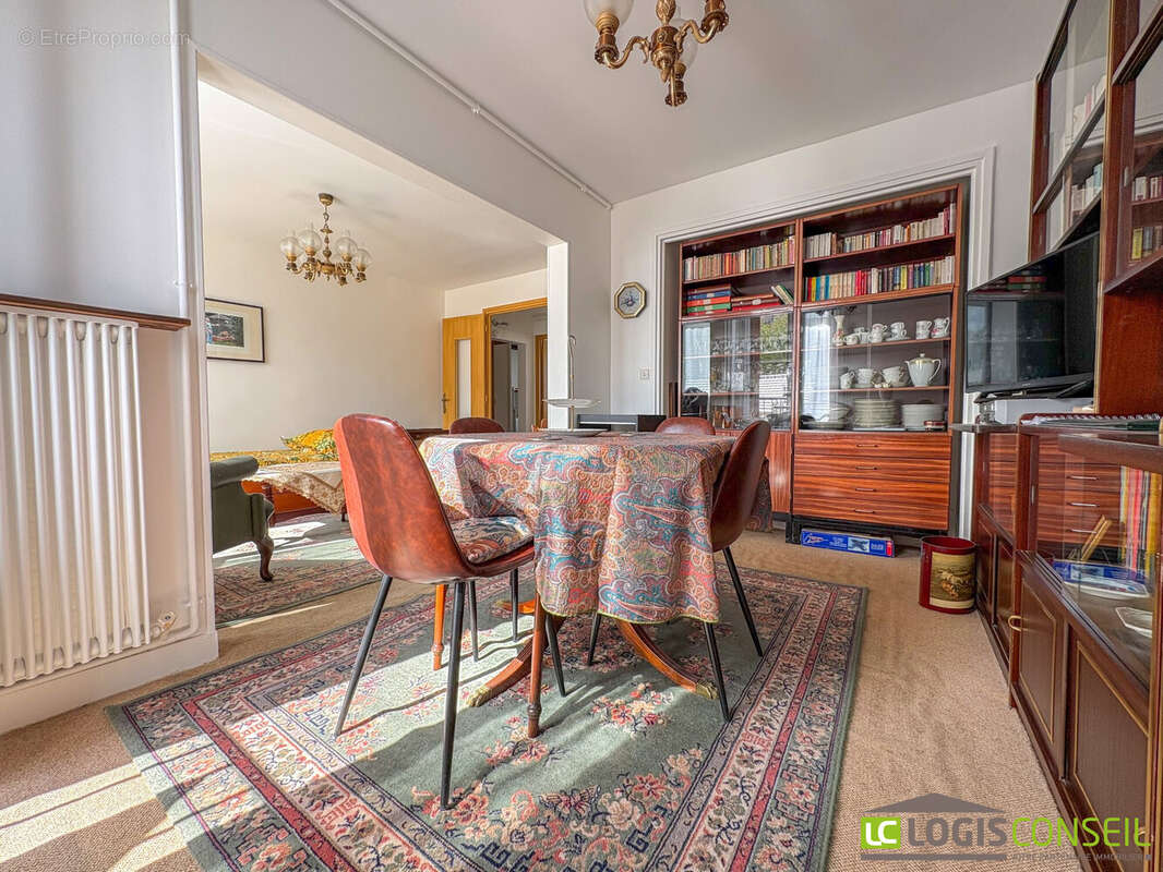 Appartement à CHATILLON