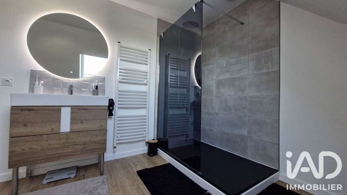 Maison 207 m² à Langueux  - photo 6