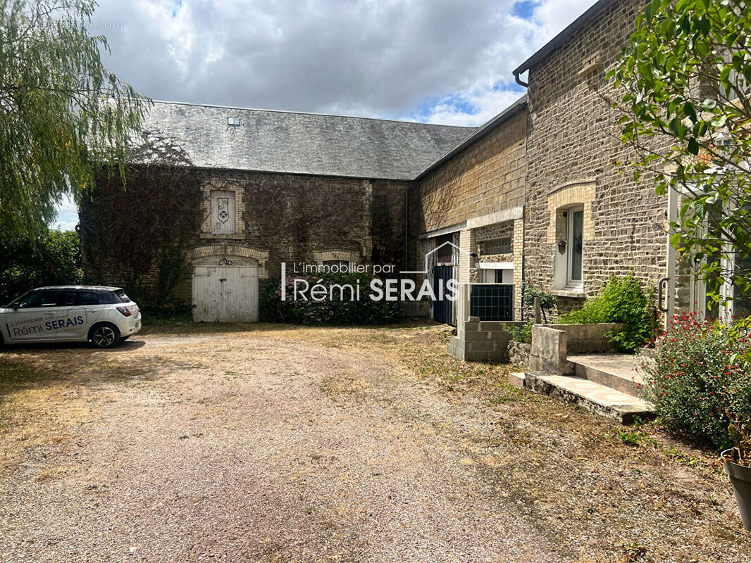 Longère avec potentiel locatif- 14260 - photo 2