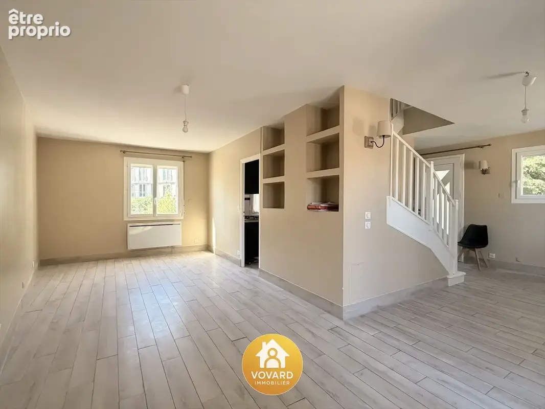 Pavillon de 152 m2 - 5 Chambres à 7 min de la gare - photo 6