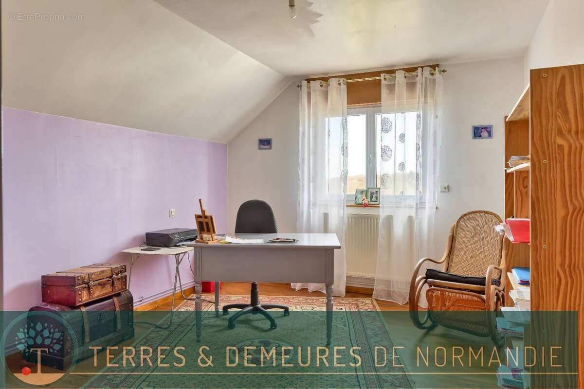 Ensemble immobilier de 383m² sur son parc de 1.2 hectare en Normandie, 76. - photo 11