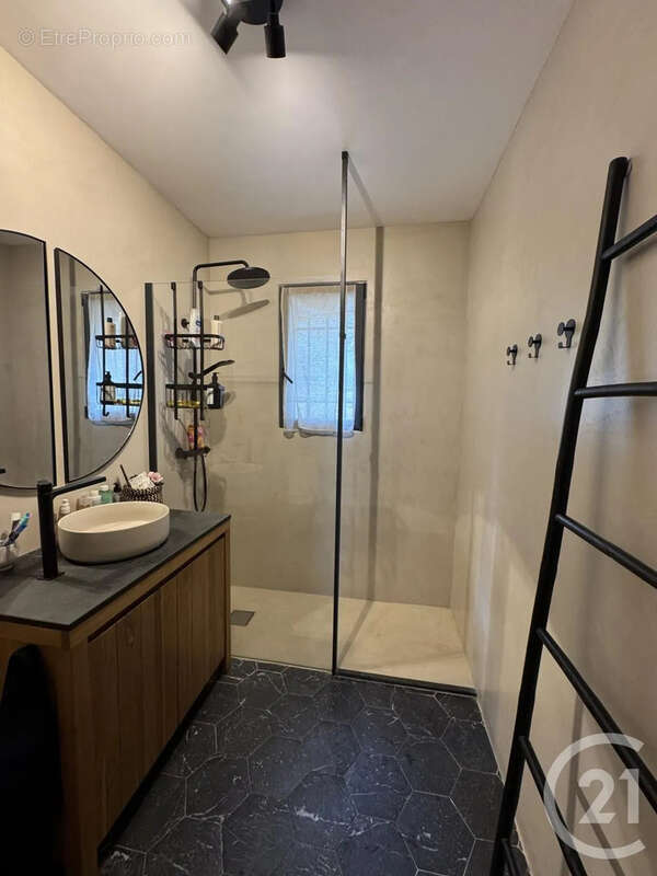 Maison à SAN-MARTINO-DI-LOTA