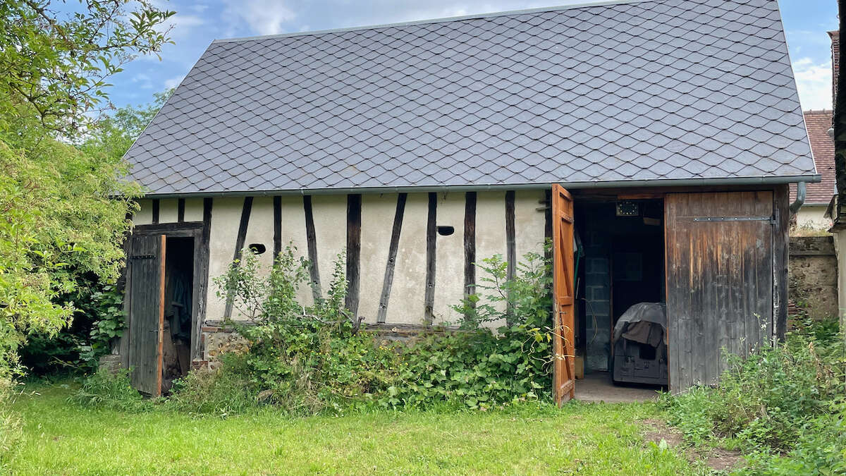 Maison de village avec bord de rivière - photo 18