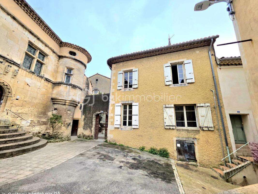 Maison à MONDRAGON